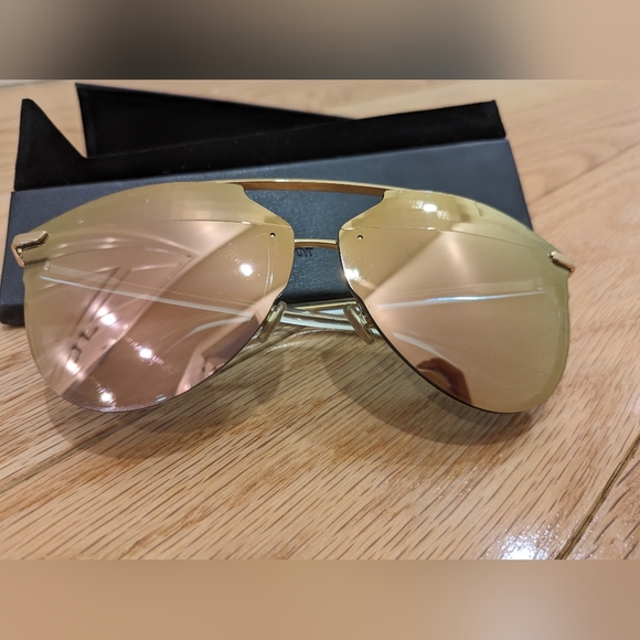 21. NEW CHRISTIAN DIOR REFLECTIVE AVIATOR SUNGLASSES - Picture 6 of 15